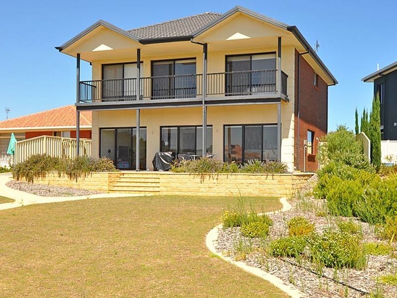 135 Wentworth Parade, Hindmarsh Island SA 5214
