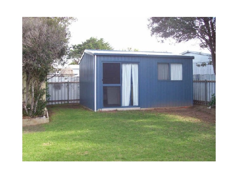 2 Abbott Avenue, Middleton SA 5213