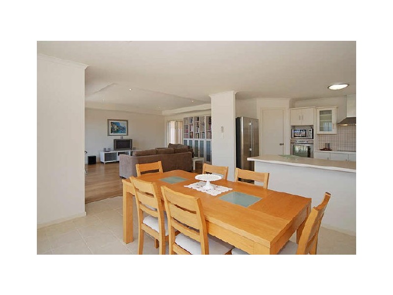 49 Blanche Parade, Hindmarsh Island SA 5214