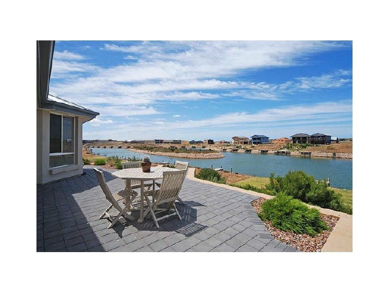 49 Blanche Parade, Hindmarsh Island SA 5214