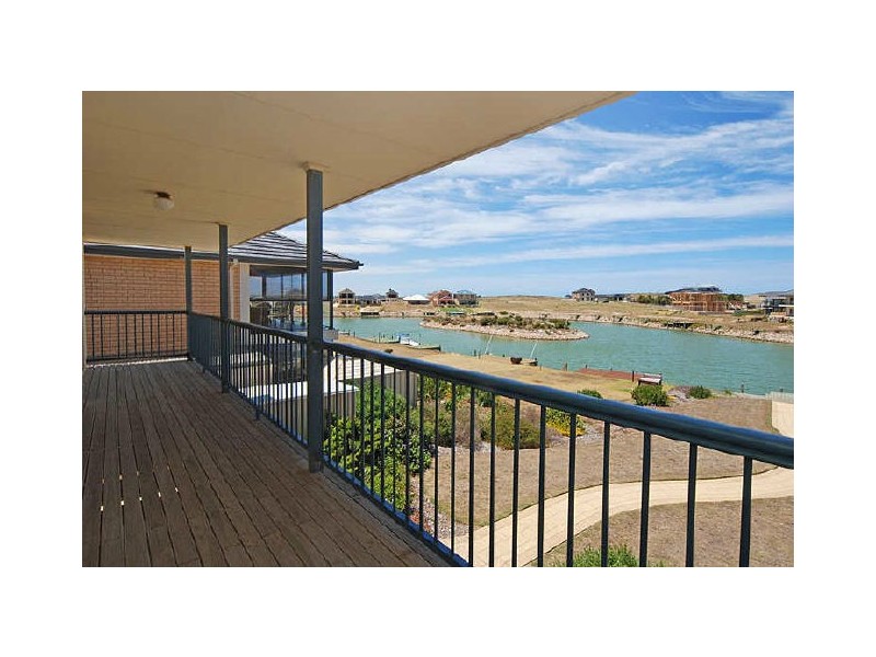 23 Britannia Parade, Hindmarsh Island SA 5214