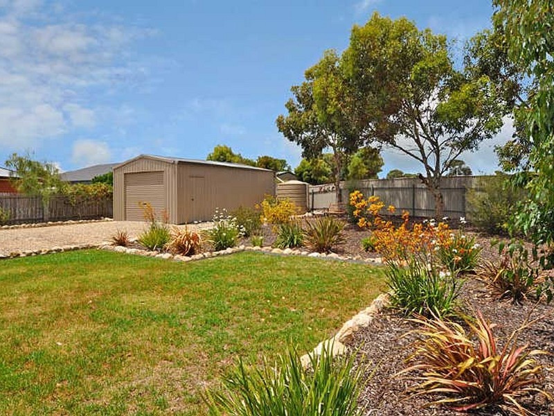 1 Ariel Court, Hindmarsh Island SA 5214