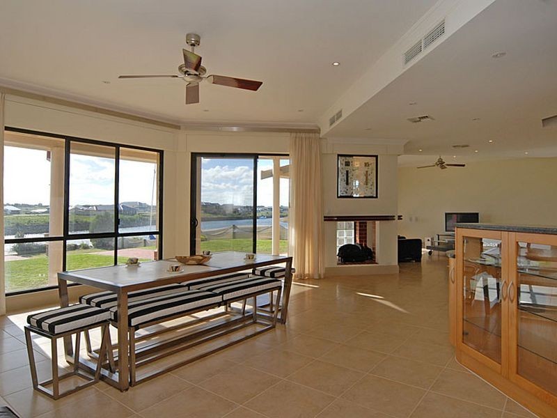 34 Prince Alfred Parade, Hindmarsh Island SA 5214
