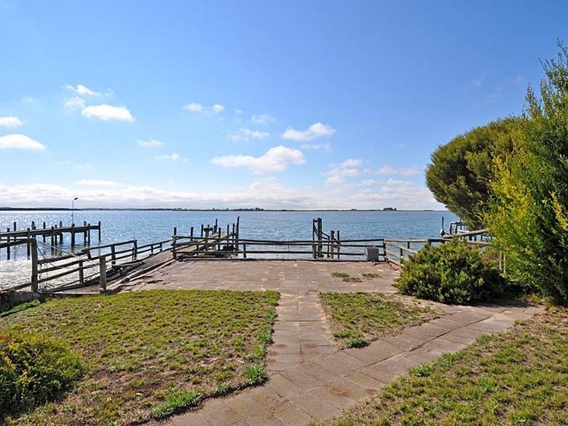 60 Mundoo Channel Drive, Hindmarsh Island SA 5214