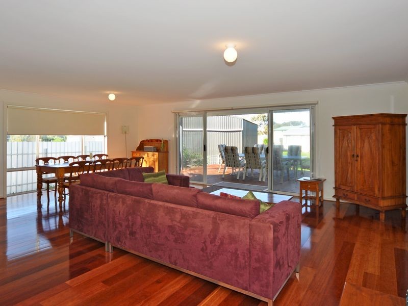 6 Pearce Road, Clayton SA 5256
