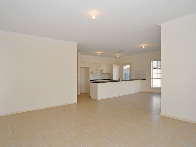 2/13 Chrystal Street, Goolwa SA 5214