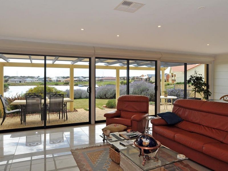 6 Prince Alfred Parade, Hindmarsh Island SA 5214