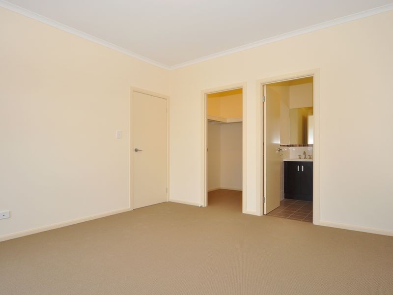 99 Blanche Parade, Hindmarsh Island SA 5214