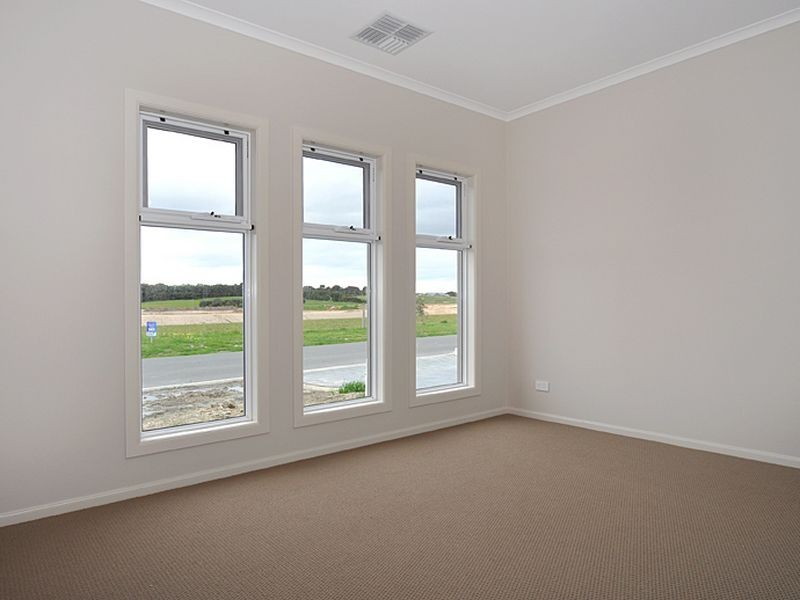 101 Blanche Parade, Hindmarsh Island SA 5214