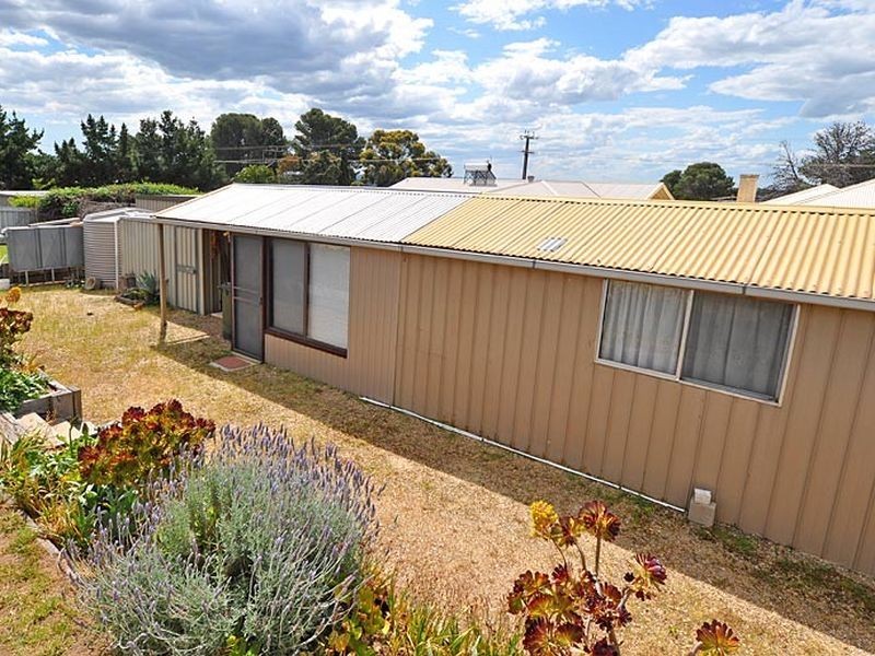 3 Price Street, Hindmarsh Island SA 5214