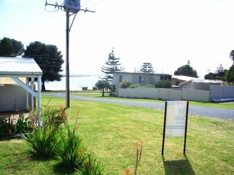 3 Price Street, Hindmarsh Island SA 5214