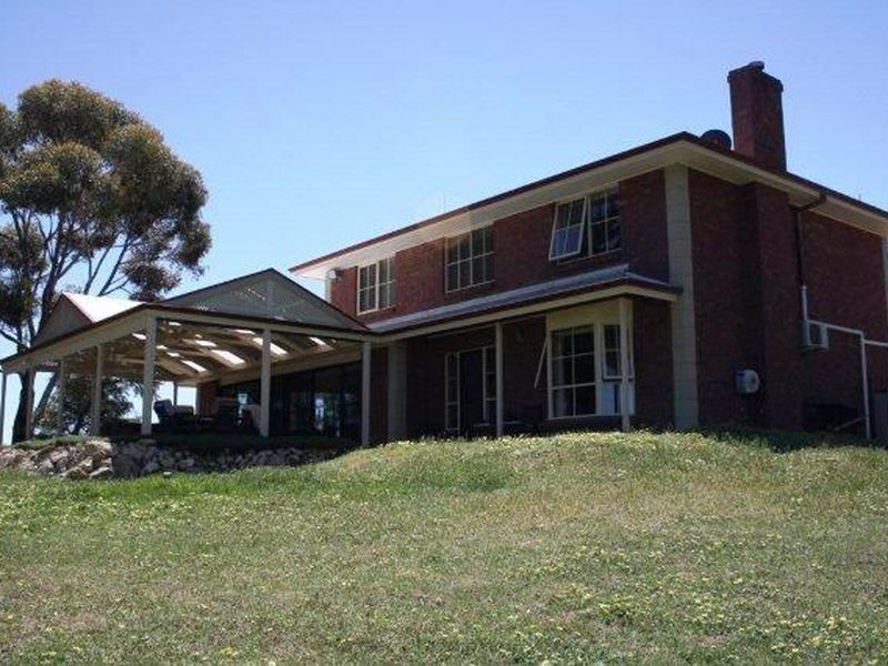 11 Finniss Street, Clayton SA 5256