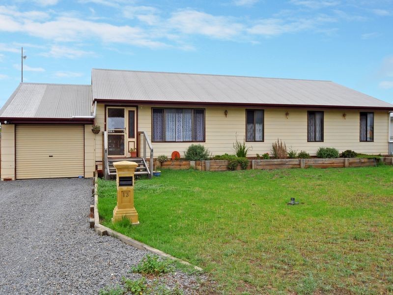 13 Kessell Road, Goolwa SA 5214