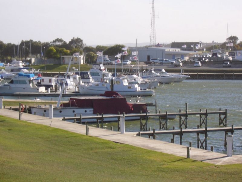 1 Vesta Drive, Hindmarsh Island SA 5214