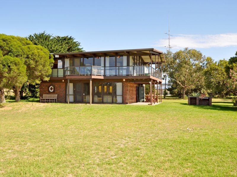 1 Liverpool Road, Goolwa North SA 5214