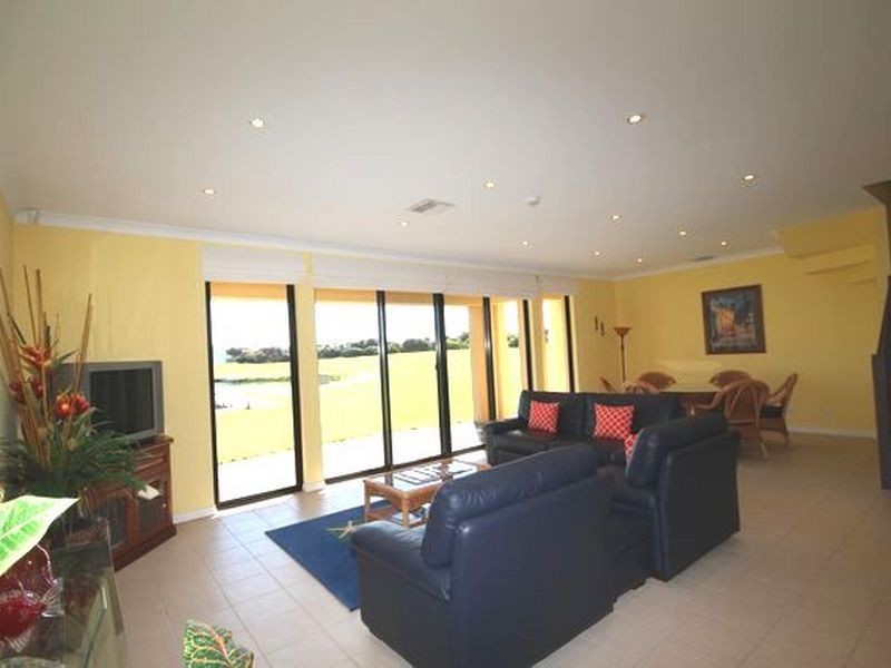11 Vesta Drive, Hindmarsh Island SA 5214