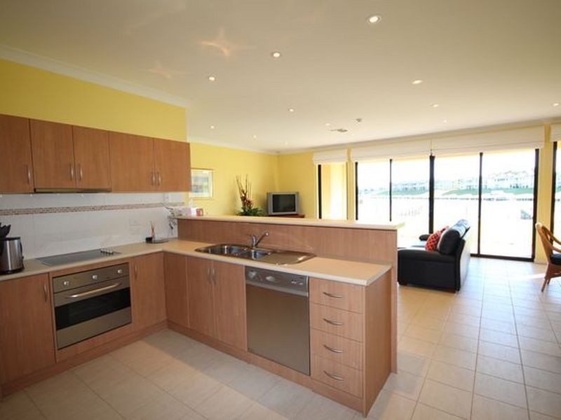 11 Vesta Drive, Hindmarsh Island SA 5214