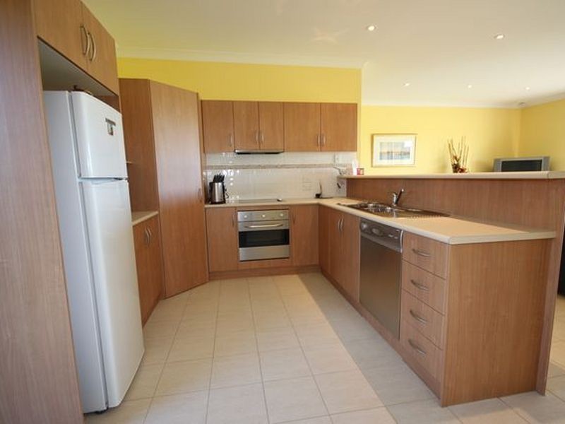 11 Vesta Drive, Hindmarsh Island SA 5214