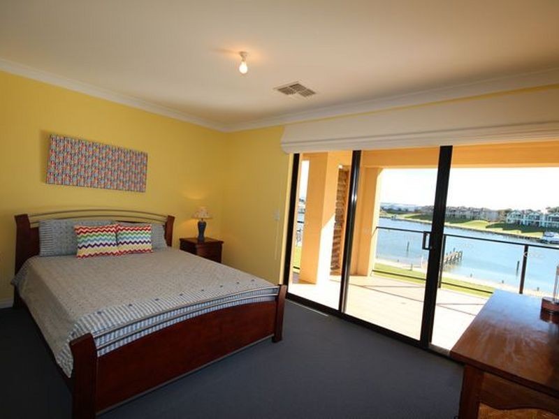 11 Vesta Drive, Hindmarsh Island SA 5214