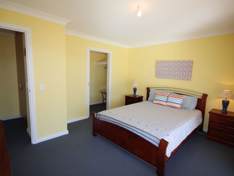 11 Vesta Drive, Hindmarsh Island SA 5214