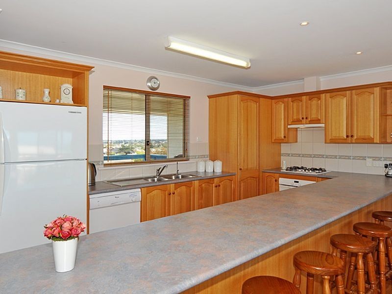 43 Castle Avenue, Goolwa Beach SA 5214