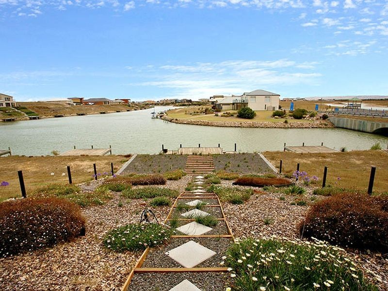229 Excelsior Parade, Hindmarsh Island SA 5214