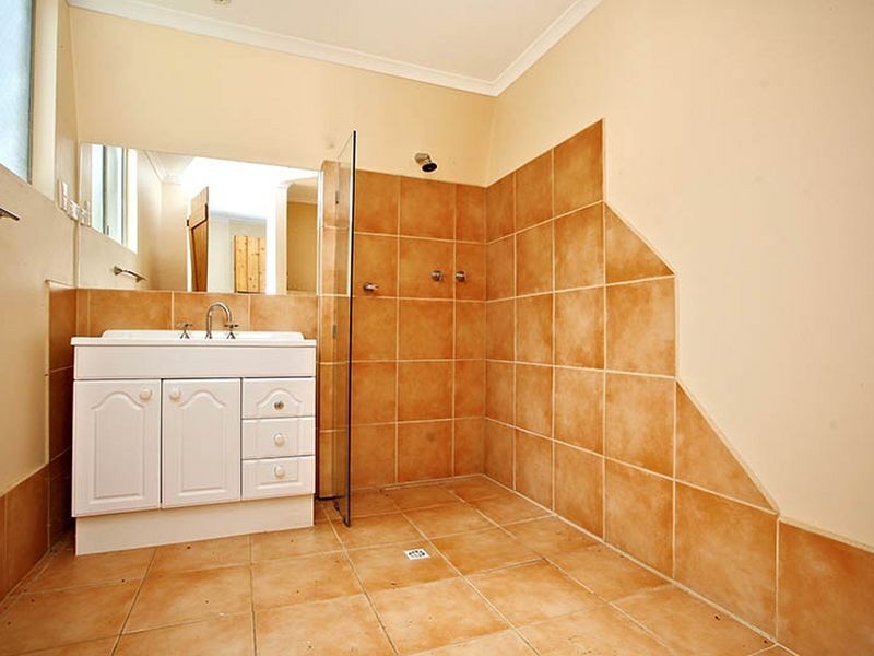 19 Shoreline Drive, Clayton SA 5256