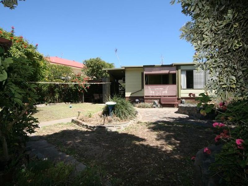 16 Castle Avenue, Goolwa Beach SA 5214