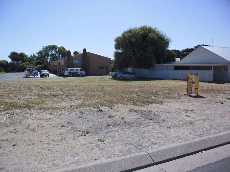 15 & 17 Oliver Street, Goolwa SA 5214