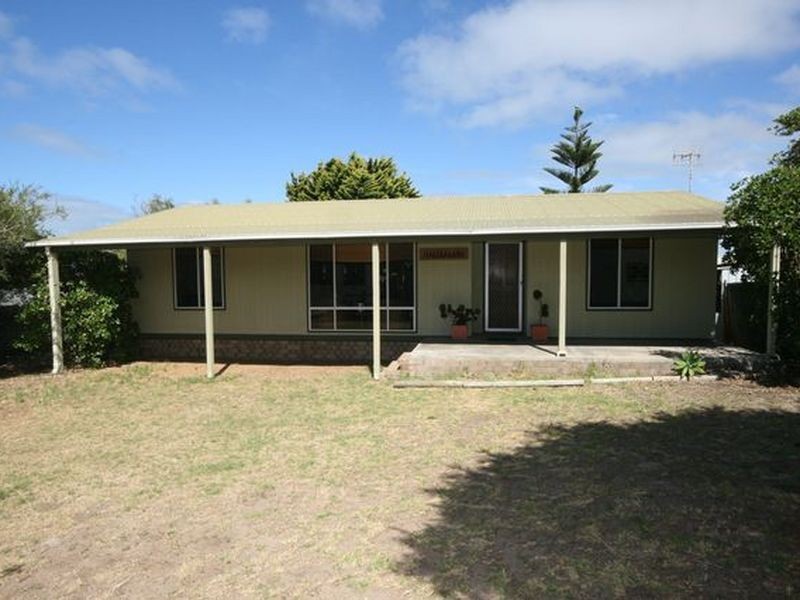 11 Bradford Road, Goolwa Beach SA 5214