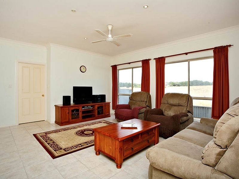 105 Captain Sturt Road, Hindmarsh Island SA 5214