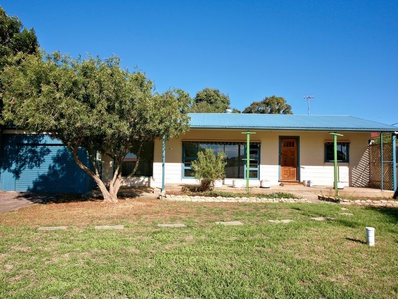 11 Ferguson Road, Goolwa Beach SA 5214