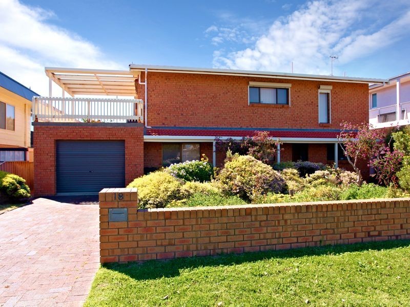 18 Downer Avenue, Goolwa South SA 5214