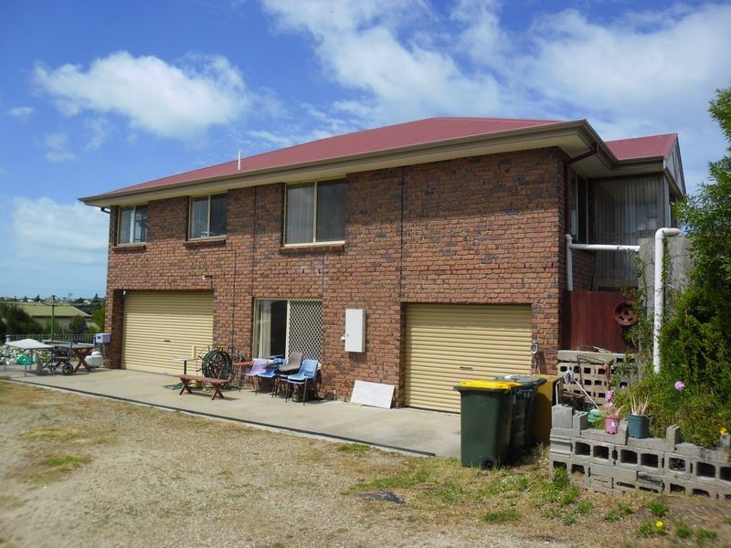 8 Aldam Avenue, Goolwa Beach SA 5214