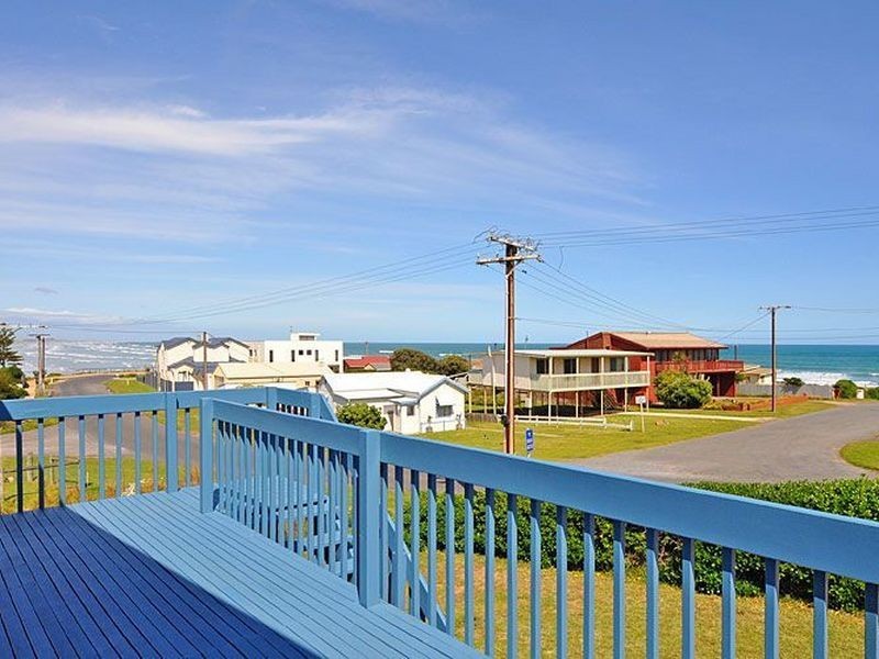 14 Dover Road, Middleton SA 5213