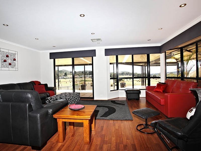 34 George Francis Drive, Mount Compass SA 5210