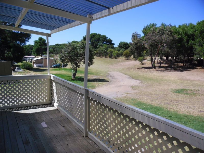 Unit 11 Hindmarsh Island Caravan Park, Hindmarsh Island SA 5214