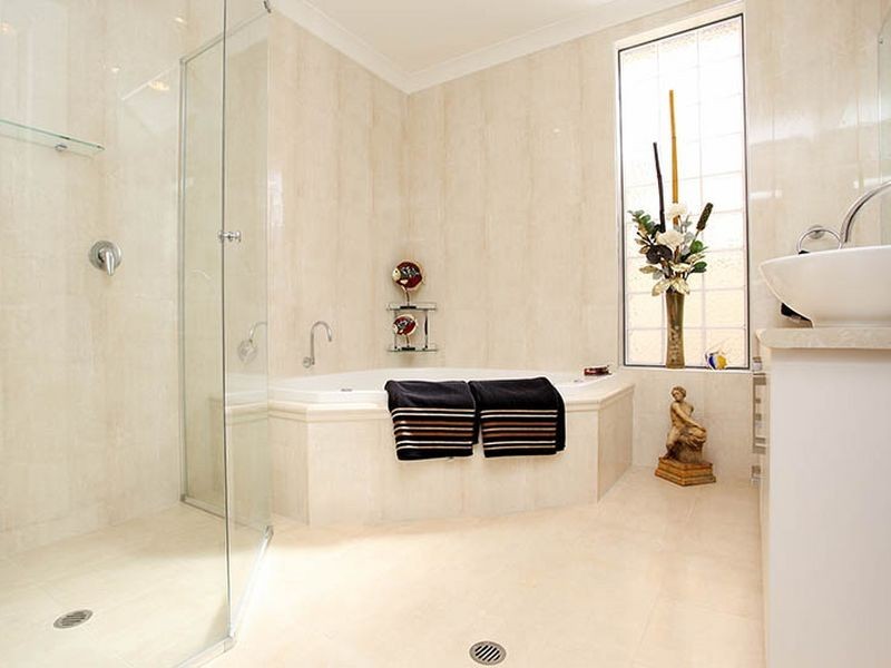 8 Daniel Avenue, Goolwa North SA 5214