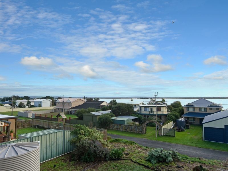 40 Sidney Parade, Hindmarsh Island SA 5214