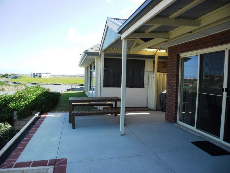 109 Blanche Parade, Hindmarsh Island SA 5214