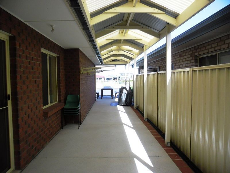 109 Blanche Parade, Hindmarsh Island SA 5214