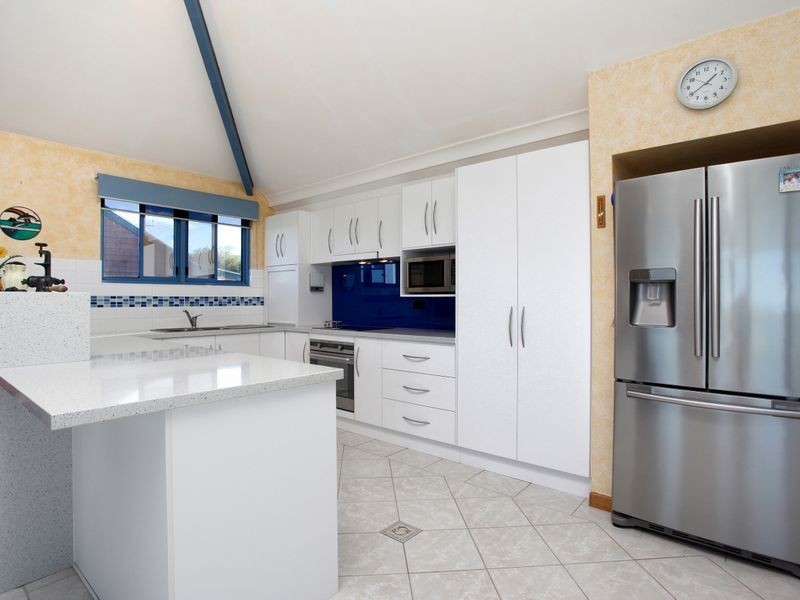 13B Neighbour Avenue, Goolwa Beach SA 5214