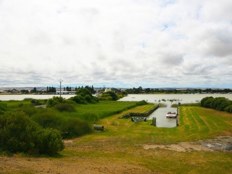 1 Randell Road, Hindmarsh Island SA 5214