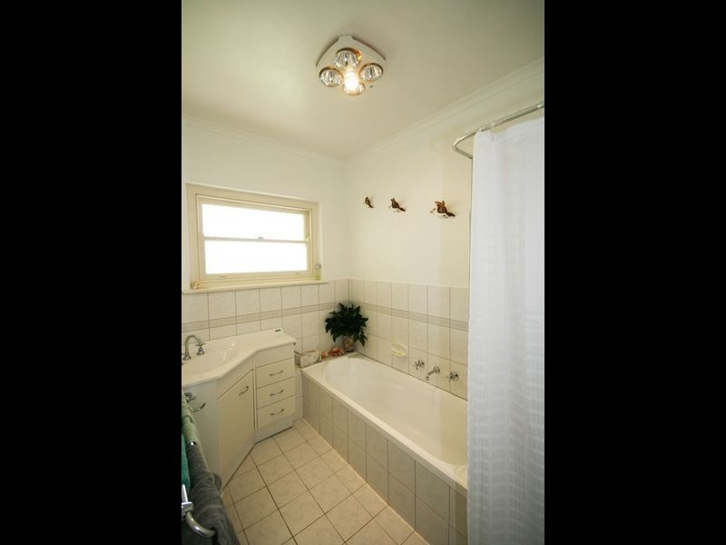 1 Randell Road, Hindmarsh Island SA 5214