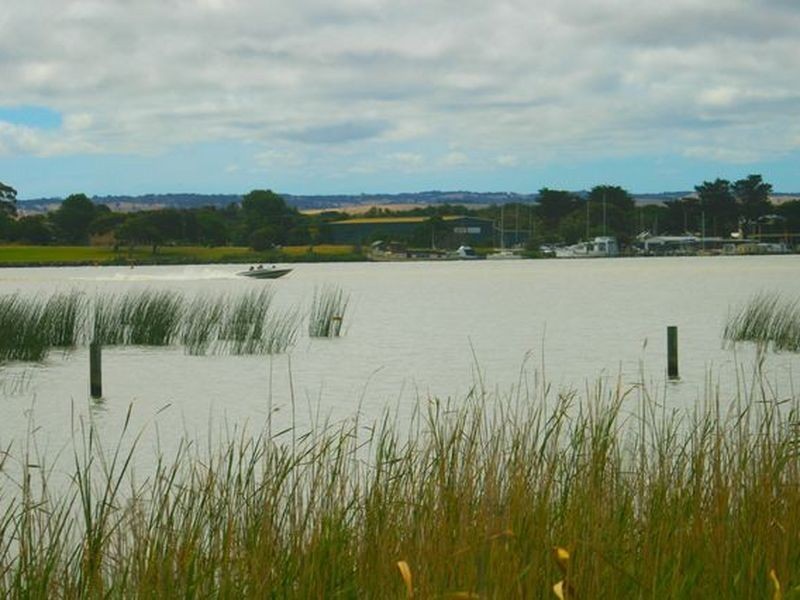 1 Randell Road, Hindmarsh Island SA 5214