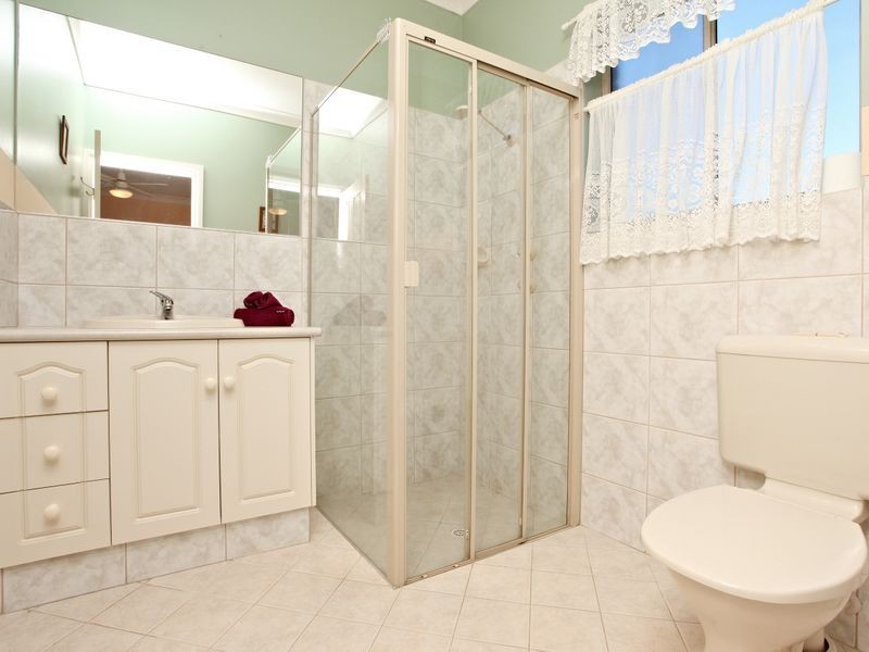 105 Captain Sturt Parade, Hindmarsh Island SA 5214