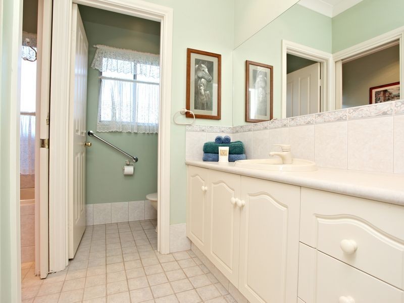 105 Captain Sturt Parade, Hindmarsh Island SA 5214