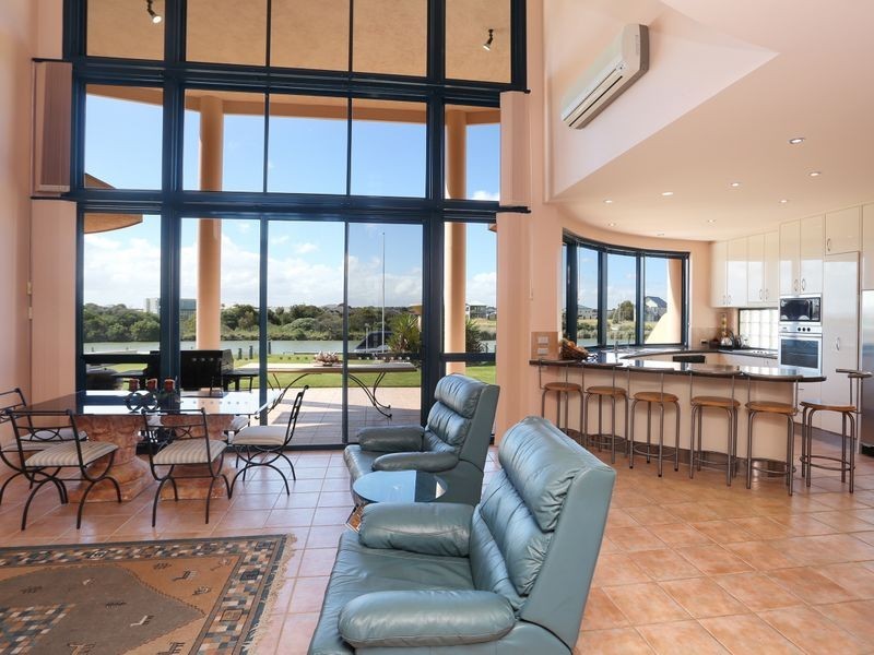 37 Excelsior Parade, Hindmarsh Island SA 5214