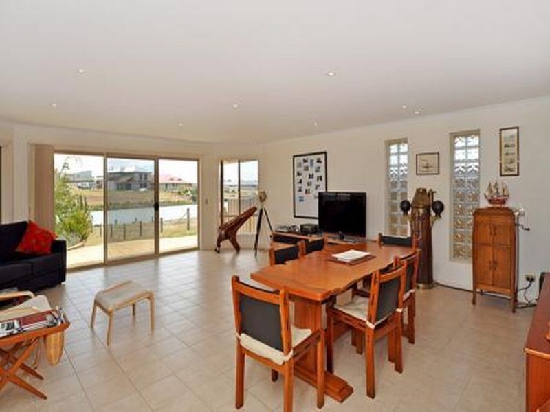 153 Wentworth Parade, Hindmarsh Island SA 5214