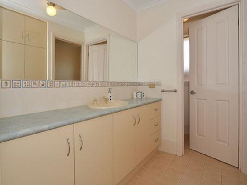 153 Wentworth Parade, Hindmarsh Island SA 5214